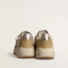 Running Sole in beige nubuck with beige leather star
