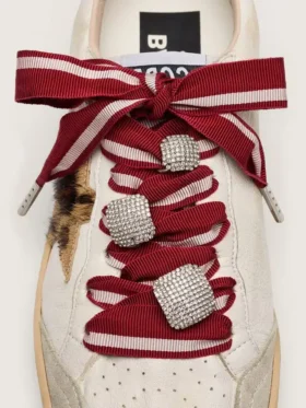 Skins two-tone laces with three silver charms