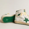 Sky-Star in white leather with green leather star