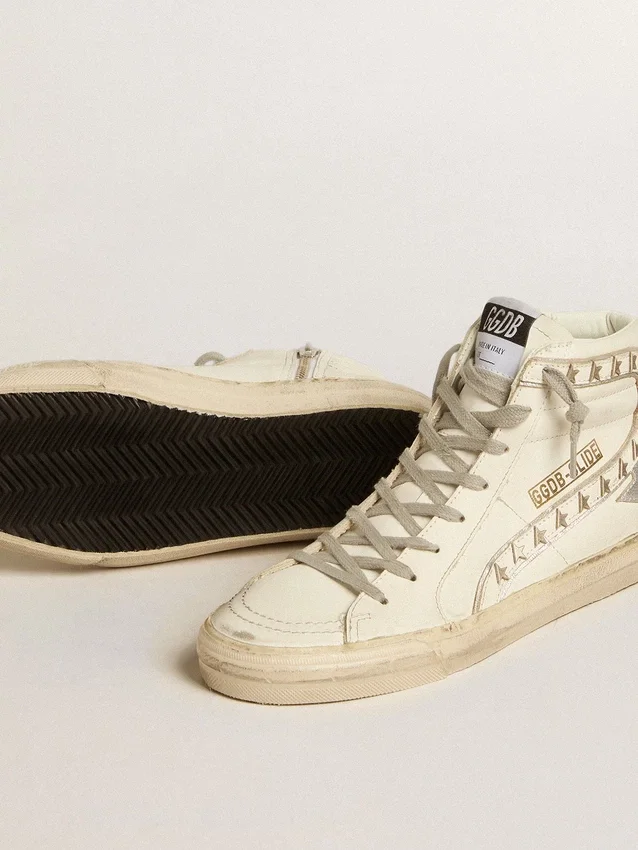 Slide with silver metallic leather star and leather flash with stars