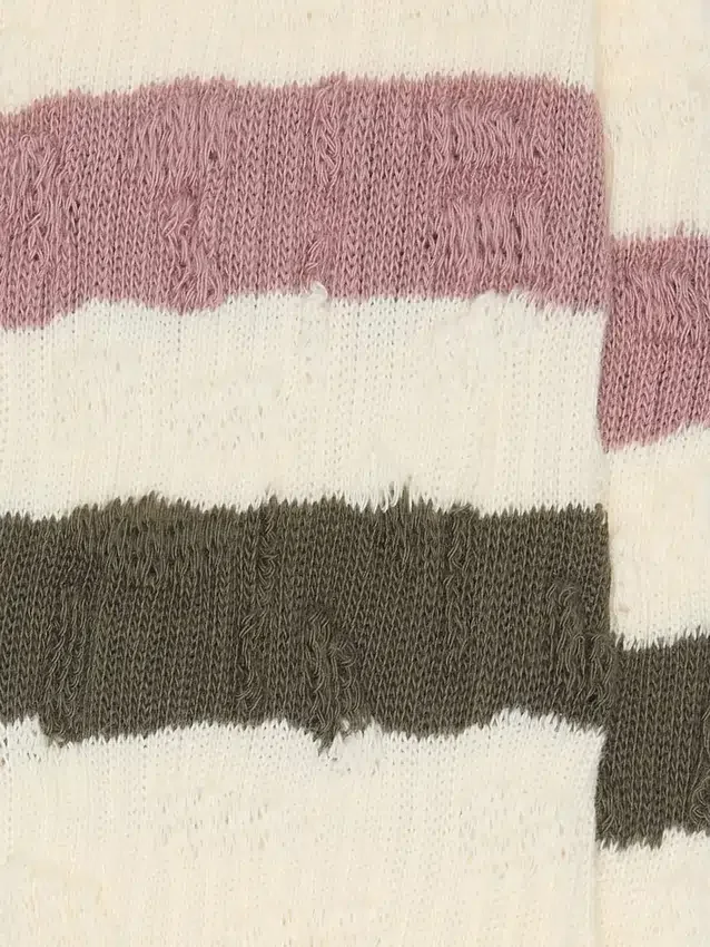 Socks in aged white with multicolor stripes