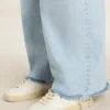 Soul Star in white nappa with metallic silver leather heel tab