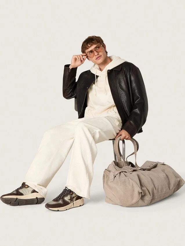 Star unisex sweatpants in vintage white fleece