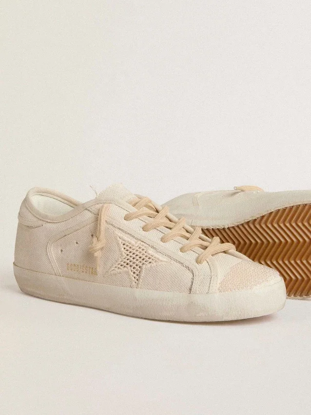 Super-Star in pearl-colored canvas with a tone-on-tone mesh effect star
