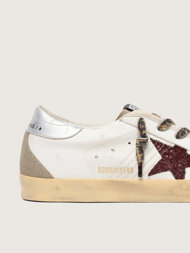 Super-Star with burgundy glitter star and silver heel tab