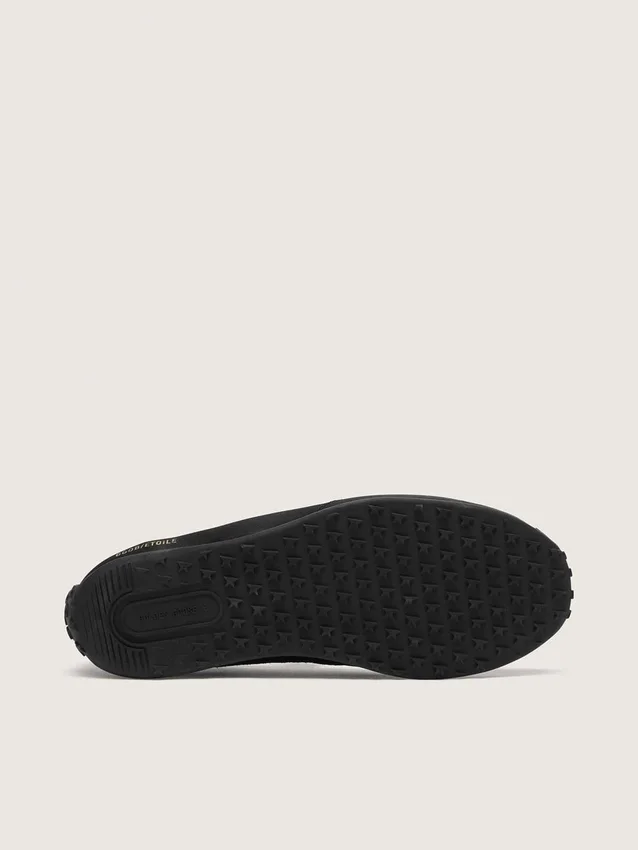 Étoile ballet flats in black satin with black embroidered star and elastic strap