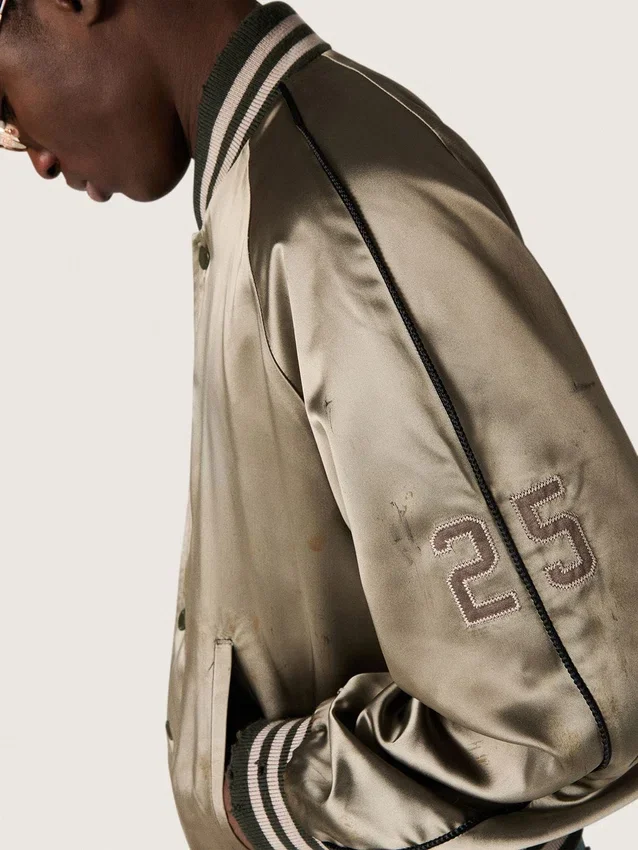 Unisex bomber jacket in green satin with ribbed hems and collar