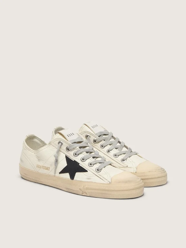 V-Star in nappa leather with black nubuck leather star