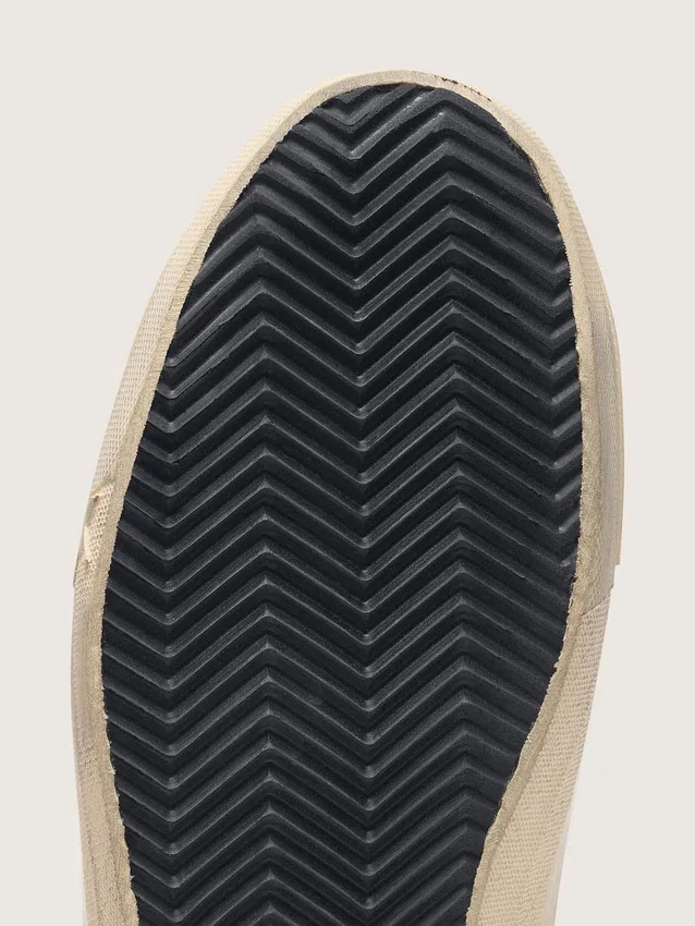 V-Star in nappa leather with black nubuck leather star