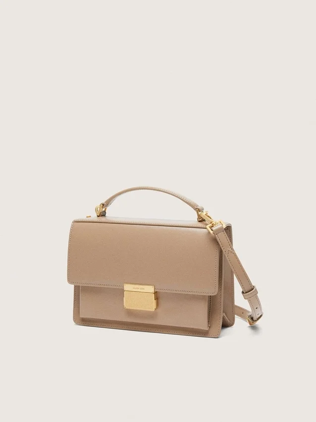 Venezia Bag in beige boarded leather with gold details