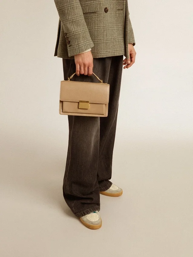 Venezia Bag in beige boarded leather with gold details
