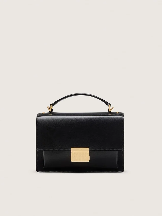 Venezia Bag in black boarded leather with gold details