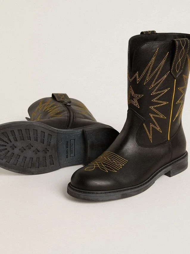 Wish Young boots in black leather with yellow star embroidery