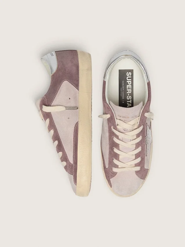 Woman's Super-Star in pale pink suede with suede star and platinum heel tab
