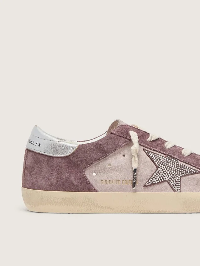 Woman's Super-Star in pale pink suede with suede star and platinum heel tab