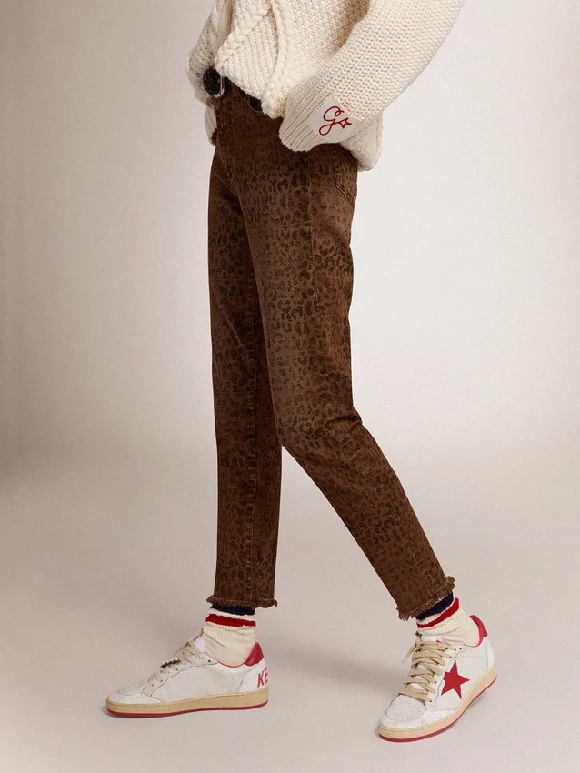 Women's Ball Star in white leather with red star and heel tab