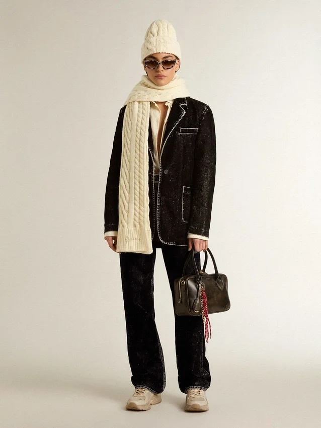 Women's black jeans with a velvet-like wash effect