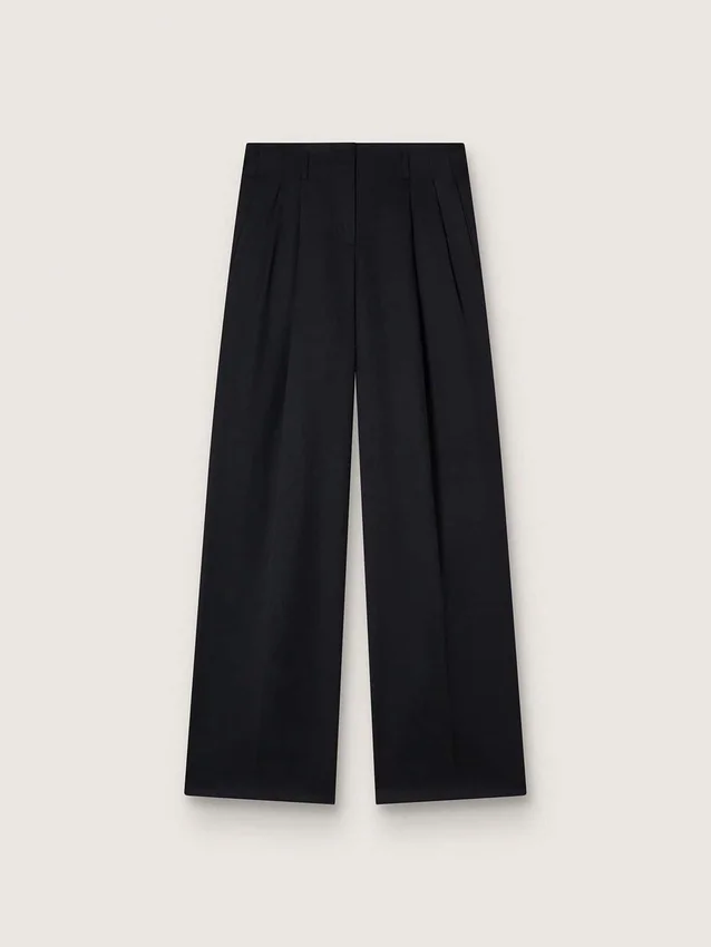 Women’s black wool gabardine pants