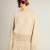 Women's boxy sweater in wool with hotfix crystal decoration