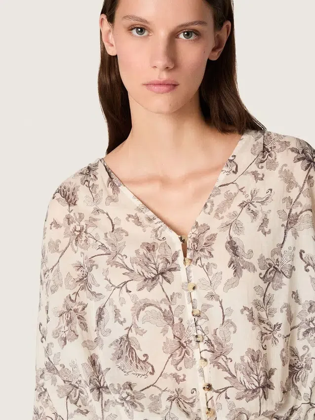 Women’s cotton mini-dress with black and white floral print