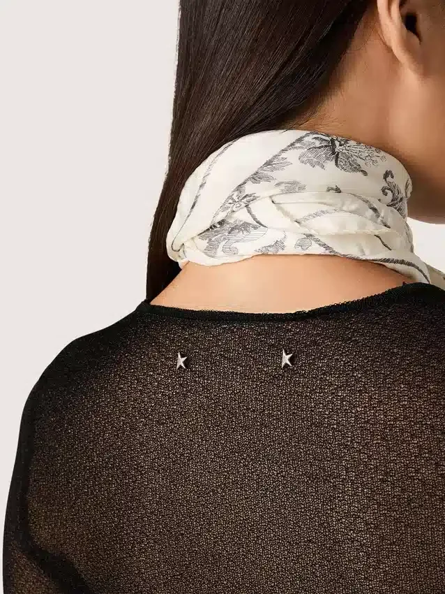 Women's crew-neck sweater with black floral jacquard pattern