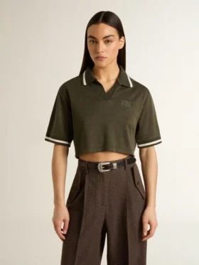 Women’s cropped polo in military-green jersey with embroidery