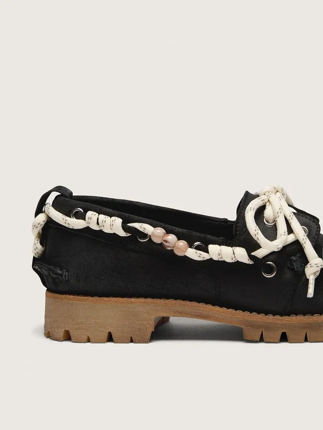Women's Cruise loafers in black waxed suede with black hiking laces