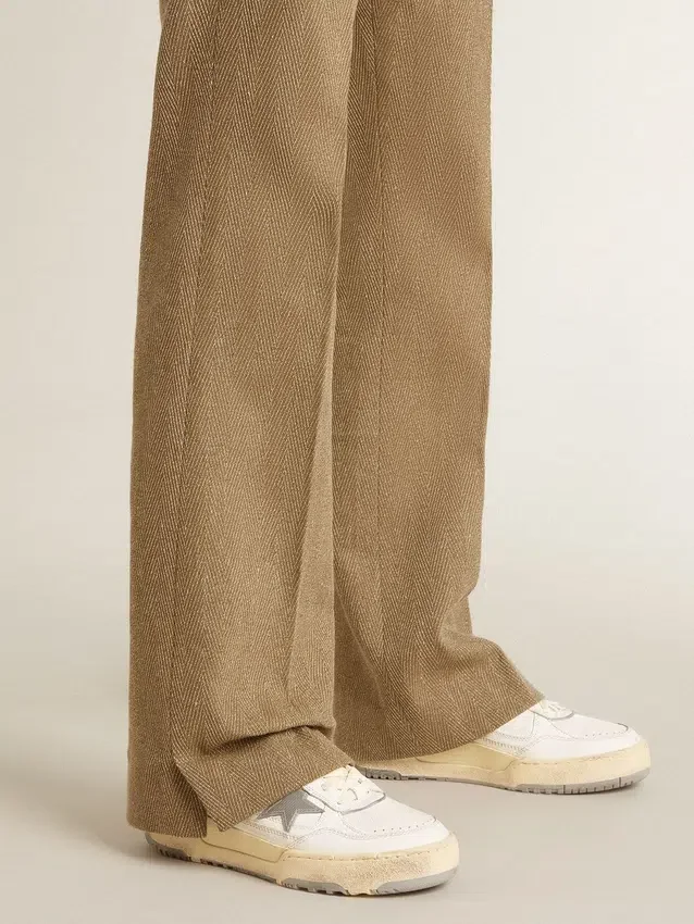 Women’s Forty2 with grey star and white leather heel tab