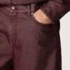 Women's jeans in burgundy denim