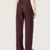 Women's jeans in burgundy denim with gradient crystals