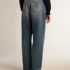 Women's jeans with medium wash