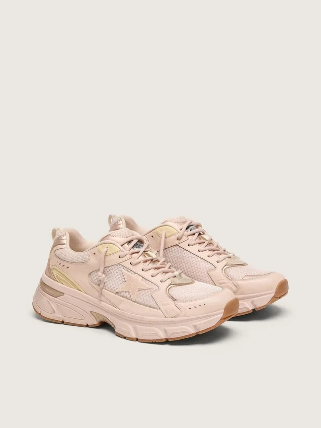 Women’s Lightstar with pink leather and mesh upper and pink star