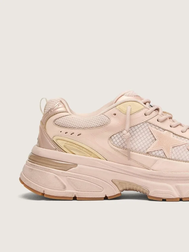 Women’s Lightstar with pink leather and mesh upper and pink star