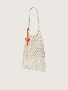 Women’s macramé bag in butter-colored cotton with a leather lobster charm