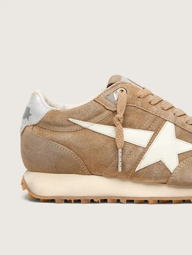Women’s Marathon in tobacco suede with white star