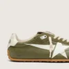 Women’s Marathon Speed in olive-green leather with cream star