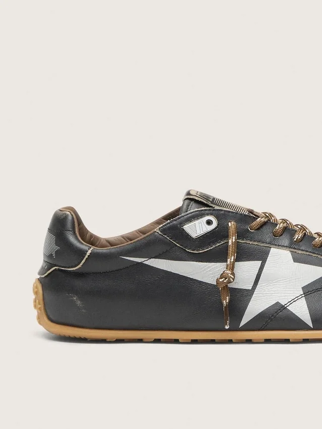 Men's Marathon Speed with black leather upper and silver star