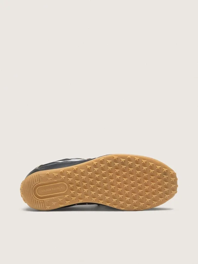 Men's Marathon Speed with black leather upper and silver star