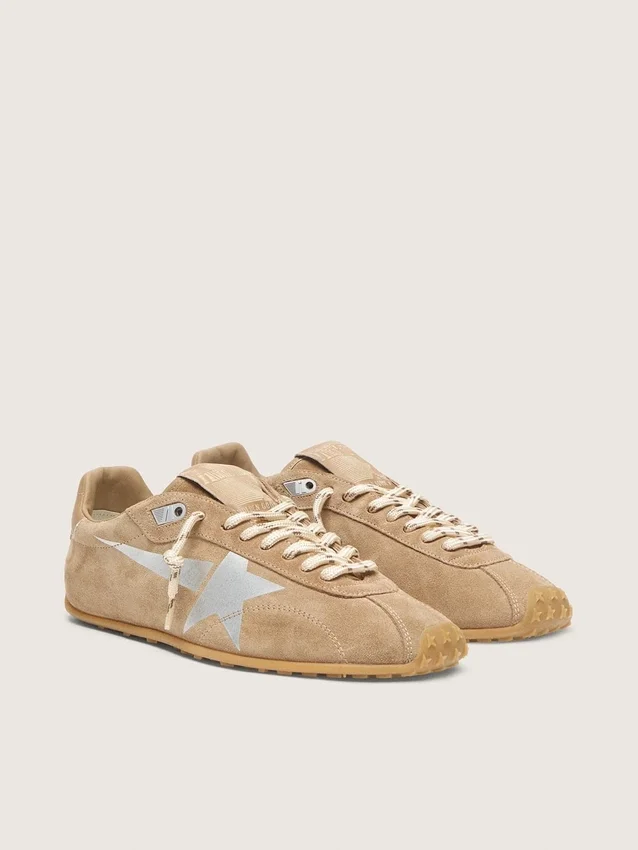 Men's Marathon Speed with tobacco suede upper and silver star