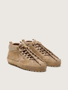 Women’s Mid Star Ski in caramel suede with nubuck star and suede heel tab