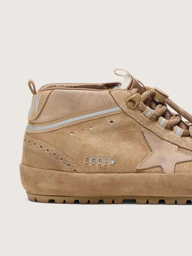 Women's Mid Star Ski in caramel suede with nubuck star and suede heel tab