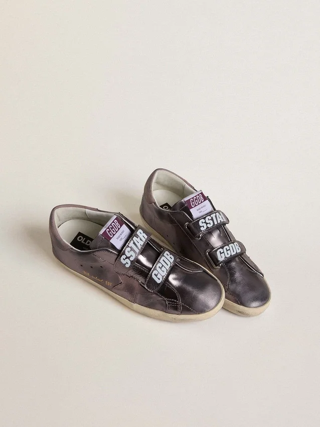 Women’s Old School in purple laminated leather with lilac nubuck star and heel tab