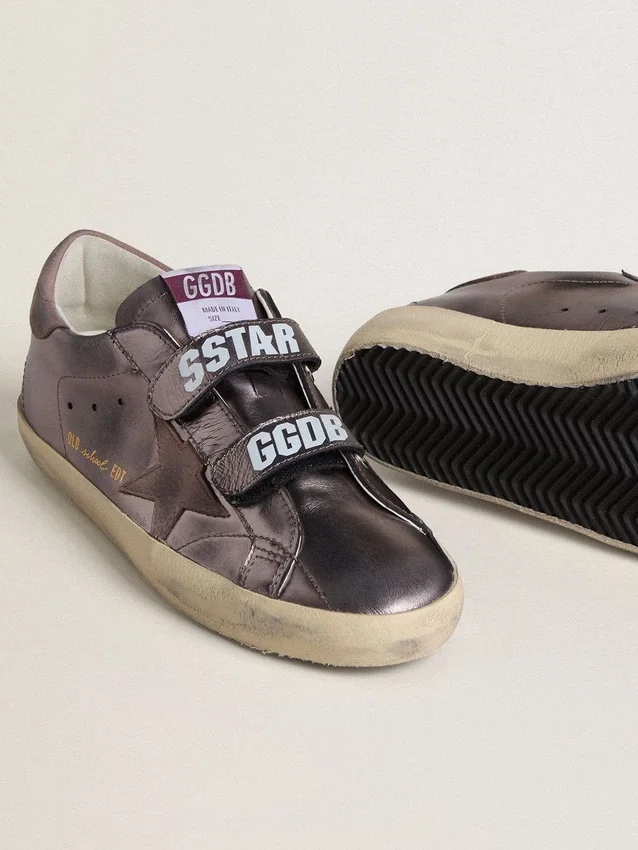 Women’s Old School in purple laminated leather with lilac nubuck star and heel tab