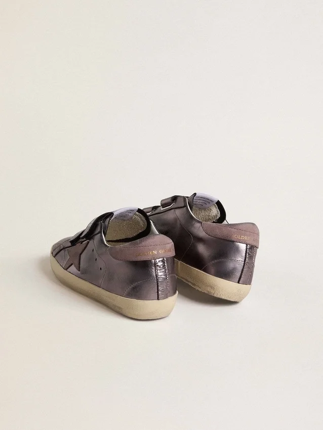 Women’s Old School in purple laminated leather with lilac nubuck star and heel tab