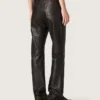 Women's pants in dark burgundy nappa with vintage finish
