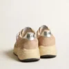 Women's Running Sole in mesh and suede with pink star and silver heel tab