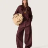 Women's shirt in burgundy denim