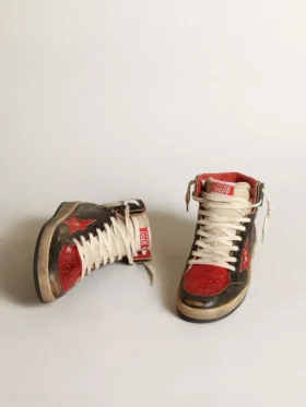 Women’s Sky-Star in black glossy leather with red star