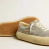 Women's Space-Star shoes in ice-gray suede with perforated star