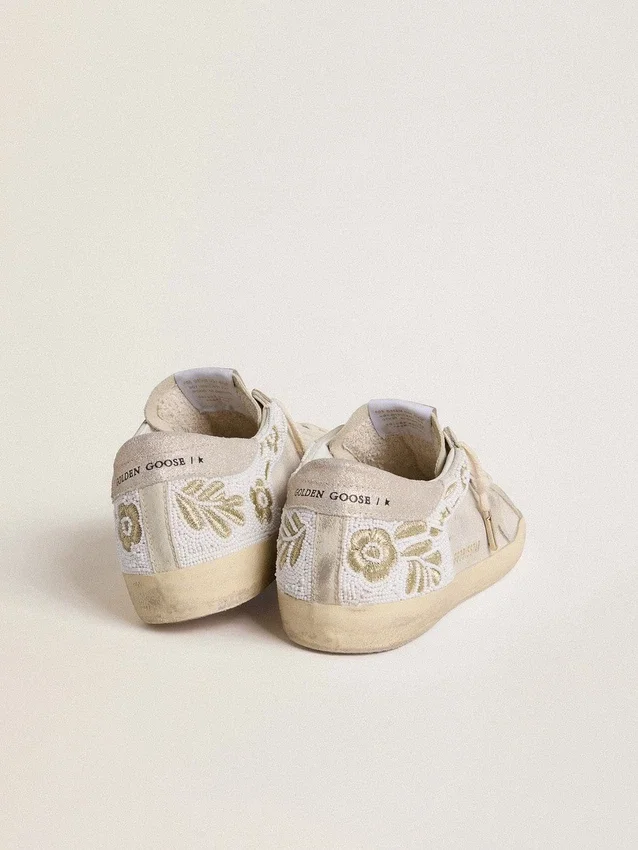 Women's Super-Star in beige suede with bead embroidery and laminated suede star